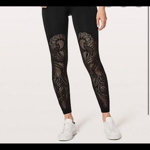 Tight reveal leggings lululemons